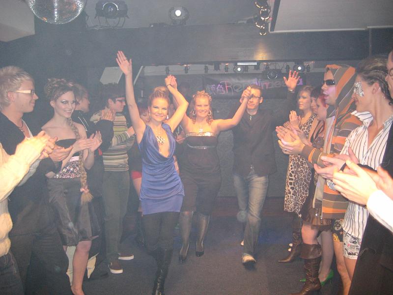 Glam Ansku, Henriikka, Jari..JPG